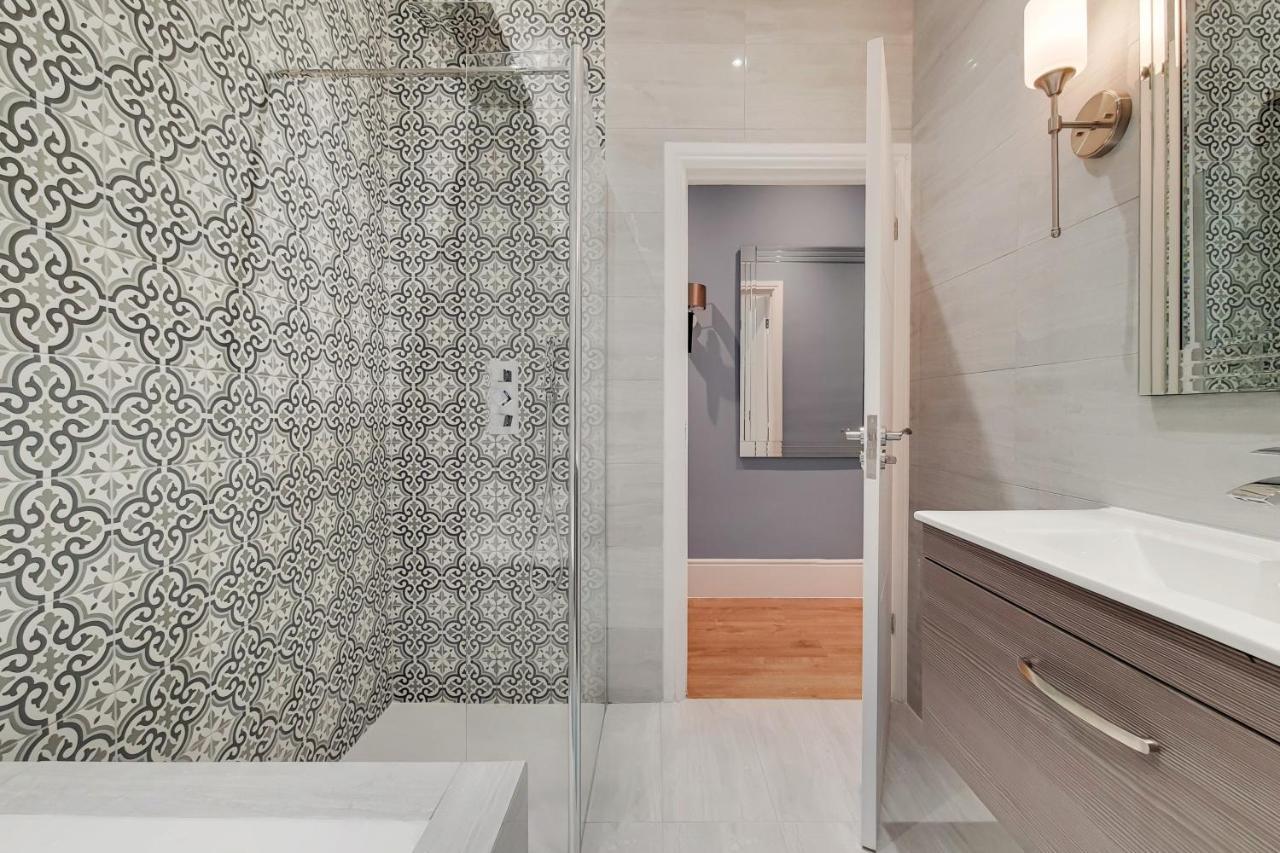 Luxury Art Deco, 2 Bedroom Flat Londra Esterno foto